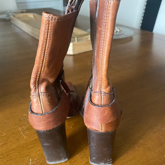 Ladies Michael Kors all leather boots - Picture 4 of 8